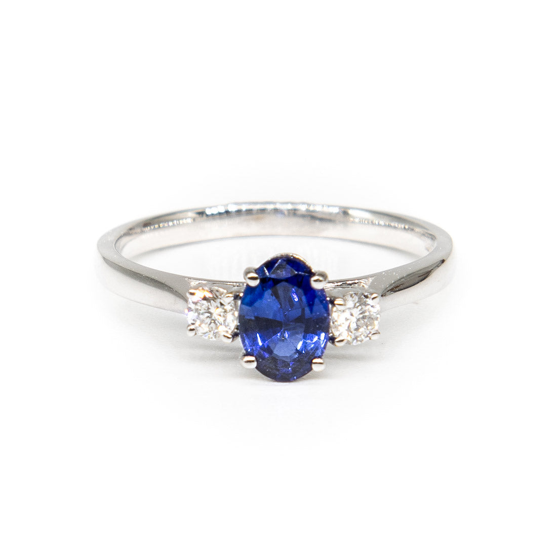 Diamond sapphire trilogy ring Clearance